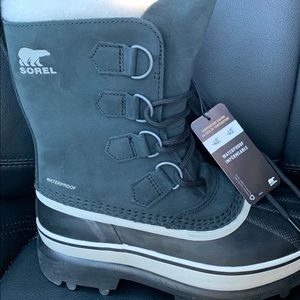 Sorel winter boots NWT black